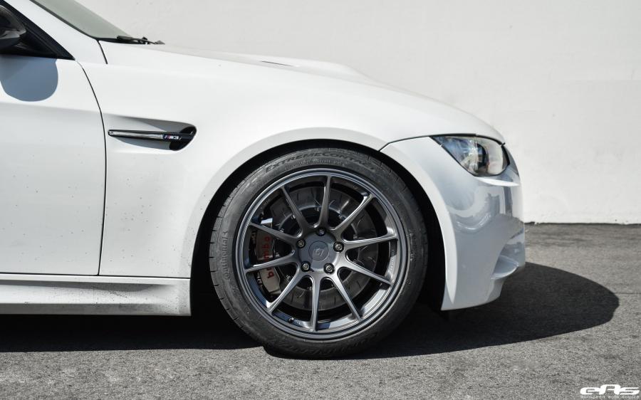 Детали экстерьера BMW M3 Coupe Alpine White by EAS (E92) 2016 года  (фото 13 из 15)